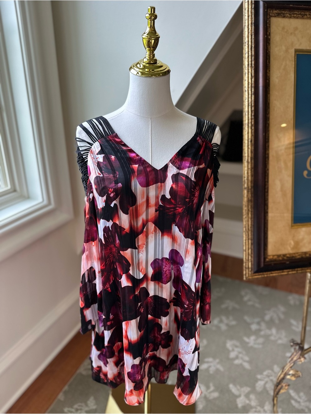 Guess Floral V-Neck Pleated Party Dress in Burgundy and Pink sz xs